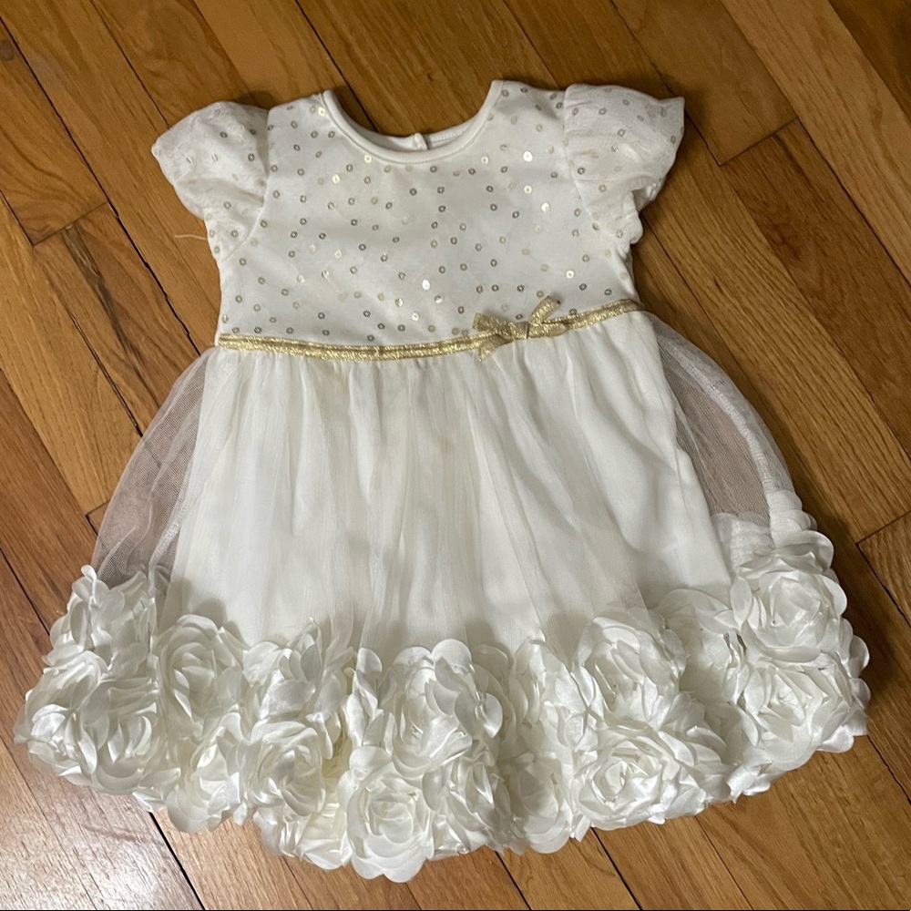 White dress with gold sequin detail 24m
